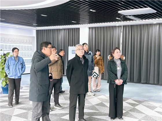 蘇州市政協(xié)港澳臺(tái)僑外事委、民宗委主任張劍帶隊(duì)蒞臨我司開展調(diào)研工作插圖2